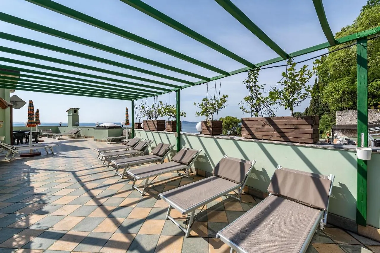Gardasol Superior 1 Vista Lago Toscolano-Maderno Aparthotel
